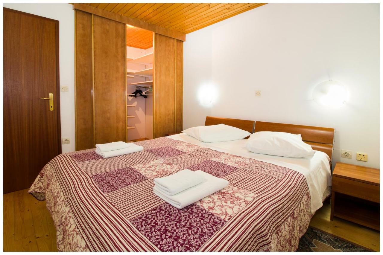 Apartments Mirabella Omiš Extérieur photo